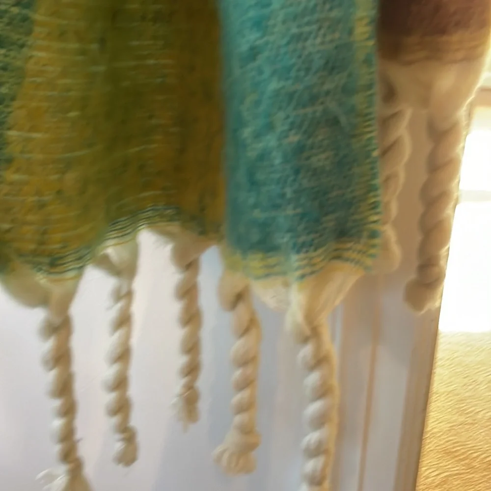 Scarf - Picture 4 of 4